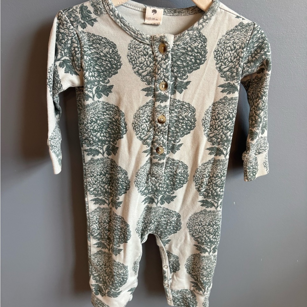 Kate Quinn Long Sleeve Romper